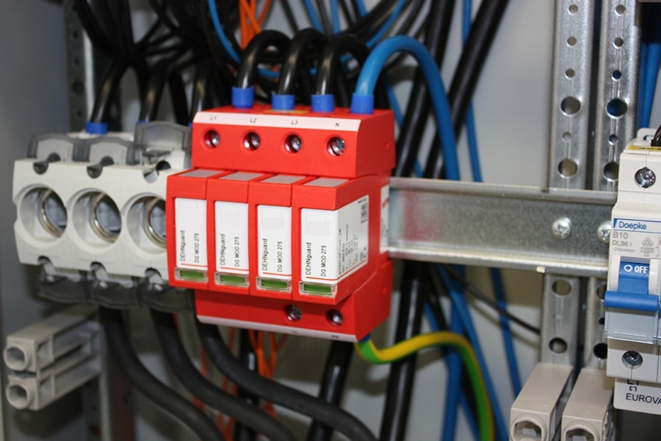 U berspannungsschutz bei Elektrotechnik Fleischmann GmbH in Schmidgaden